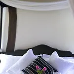 Varosi 4 Seasons Hotel 3*