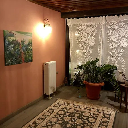 Varosi 4 Seasons Otel 3*