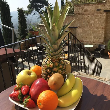 Varosi 4 Seasons Otel 3*