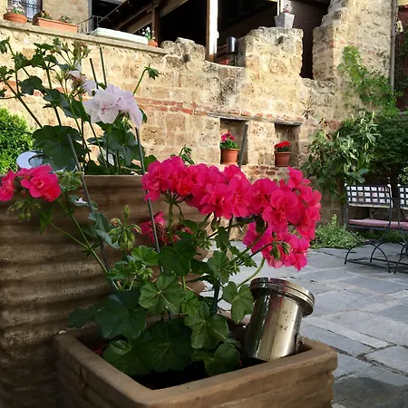 Otel Varosi 4 Seasons Vodina