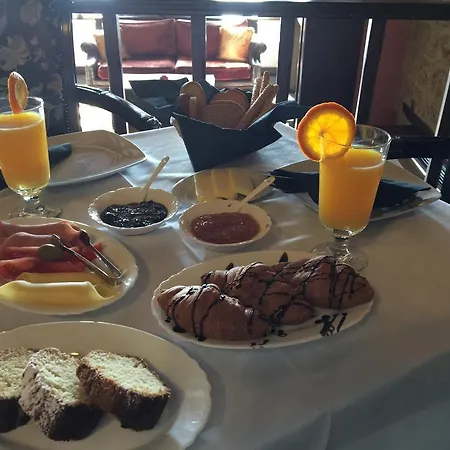 Hotel Varosi 4 Seasons 3*
