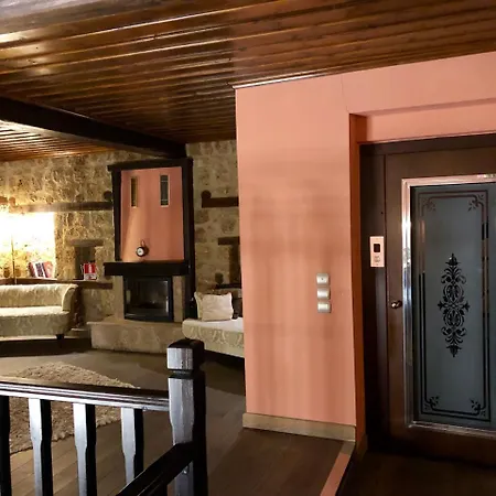 Hotel Varosi 4 Seasons