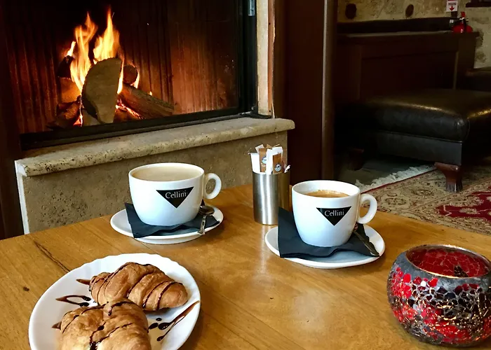 Hotel Varosi 4 Seasons