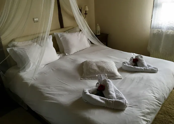 Varosi 4 Seasons Hotel 3*