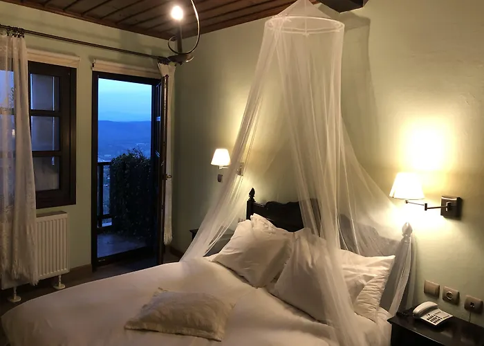 ホテル Varosi 4 Seasons