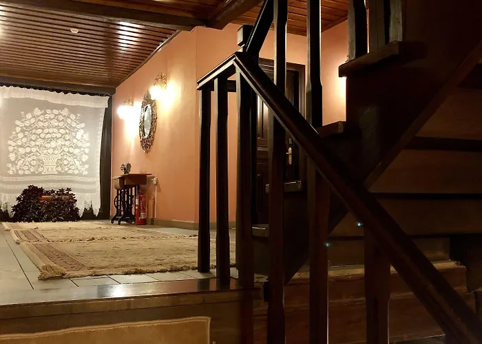 Hotel Varosi 4 Seasons