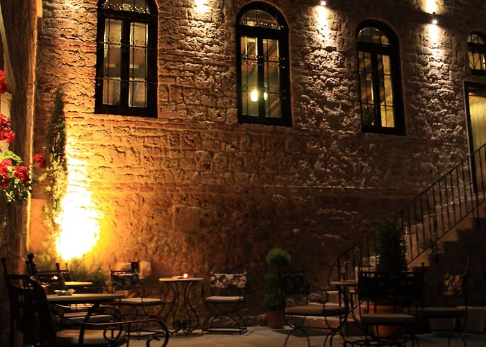 Varosi 4 Seasons エデッサ